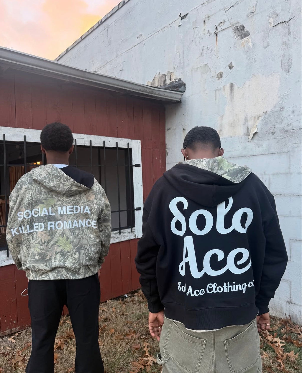 REVERSIBLE CAMO ZIP UP