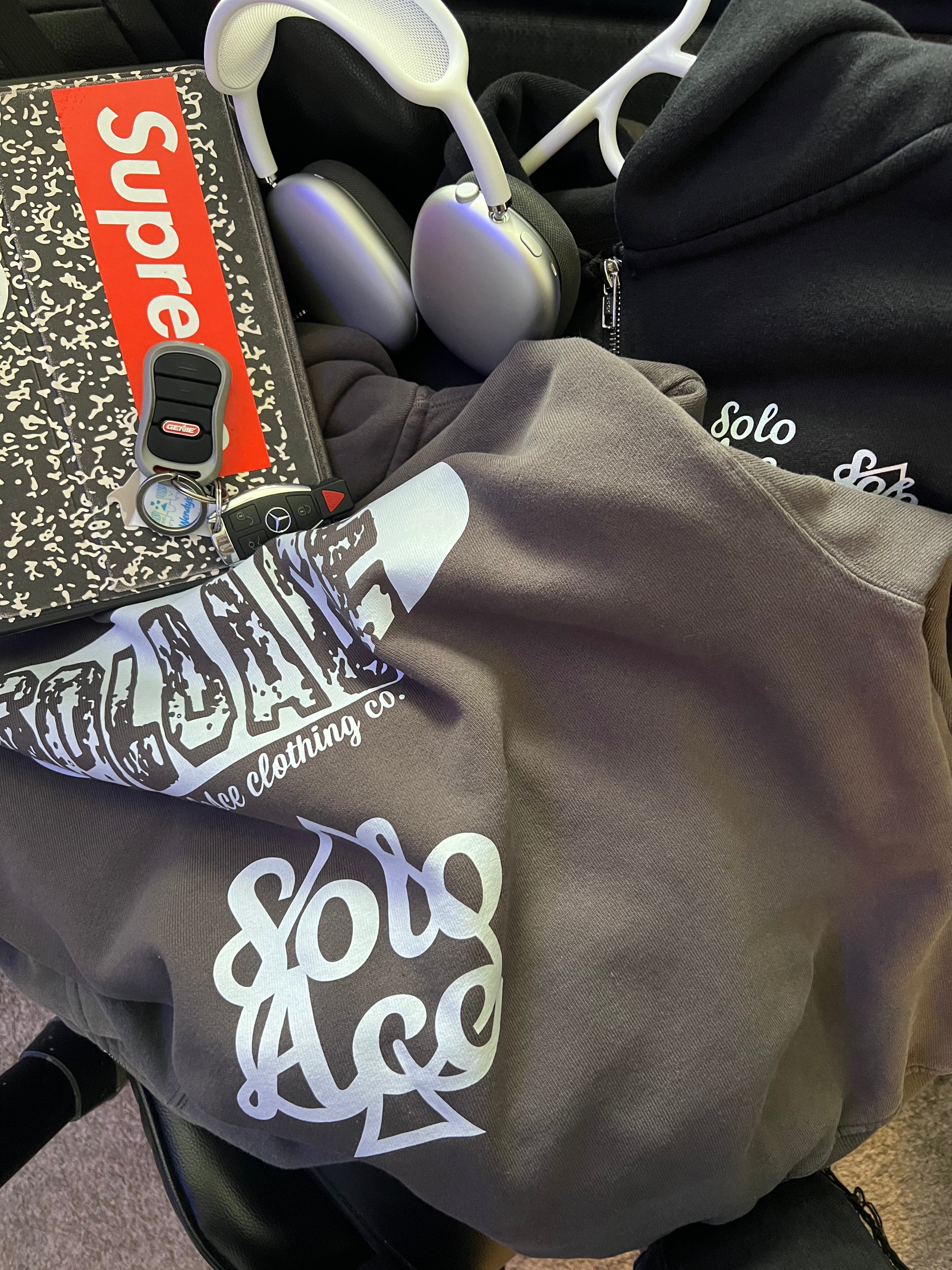 SOLOACE ZIP UPS